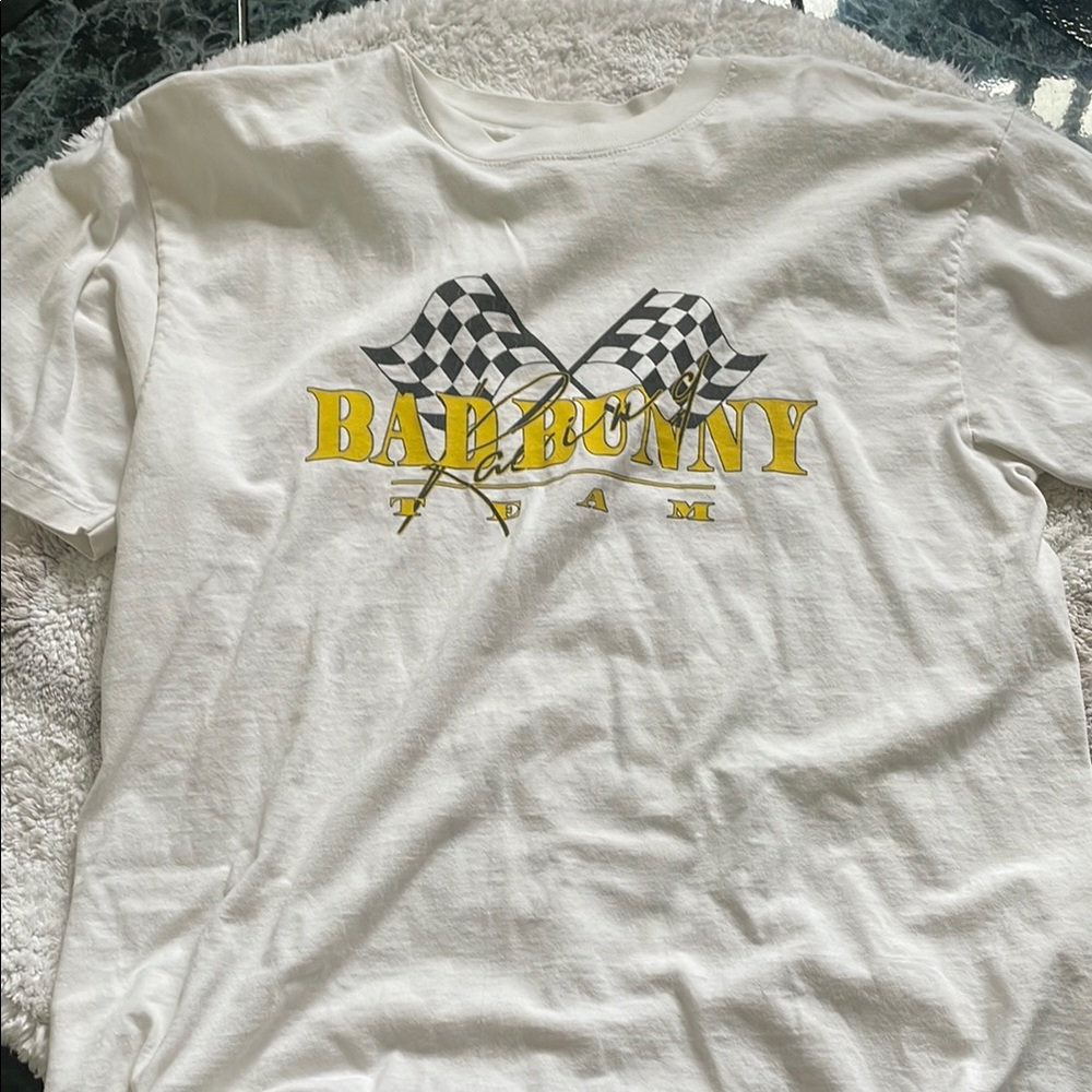 Bad bunny graphic T-Shirt -used
